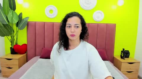 Snapshot of lindainsatiable chatting on May 14, 2026, 1:34 am Linda online show from May 14, 2026, 1:34 am