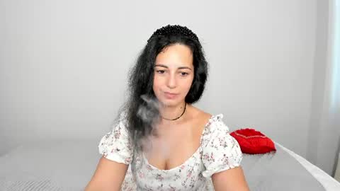 Snapshot of lindainsatiable chatting on June 14, 2026, 1:36 am Linda online show from June 14, 2026, 1:36 am