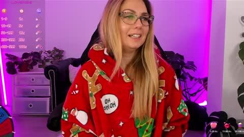 Linda  --  online show from December 11, 2024, 9:55 pm