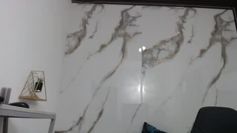  Lindsey  online show from April 4, 2026, 1:08 pm