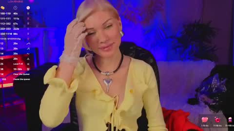 Snapshot of lindsi_luvviv chatting on April 27, 2026, 4:16 pm lindsi_luvviv online show from April 27, 2026, 4:16 pm
