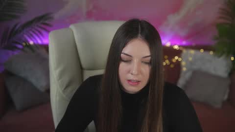 Snapshot of lindsyrawr chatting on April 6, 2026, 7:04 pm Lindsy online show from April 6, 2026, 7:04 pm