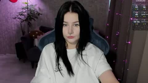 Lina online show from July 31, 2026, 3:50 am