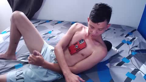 linger420 online show from January 15, 2025, 4:54 pm