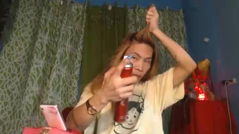 weng bustamante online show from October 11, 2025, 9:52 am