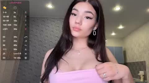Snapshot of linhtadt chatting on June 19, 2026, 4:22 pm Lira online show from June 19, 2026, 4:22 pm