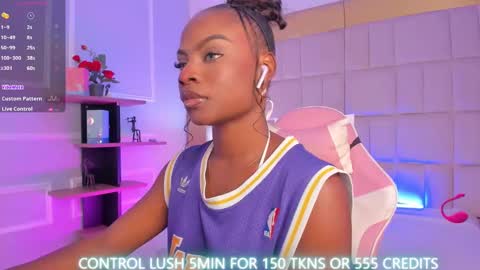 Snapshot of linsyadams chatting on December 20, 2024, 7:50 pm     online show from December 20, 2024, 7:50 pm