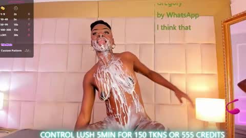 Snapshot of linsyadams chatting on December 24, 2024, 6:39 pm     online show from December 24, 2024, 6:39 pm