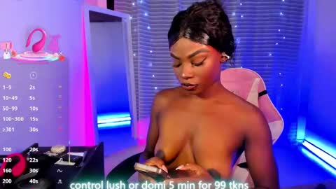 Snapshot of linsyadams chatting on September 11, 2025, 3:50 am     online show from September 11, 2025, 3:50 am