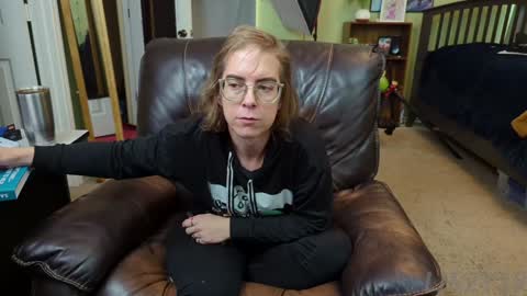 Linzy19 online show from January 7, 2025, 8:52 pm