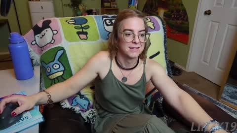 Linzy19 online show from February 4, 2025, 12:29 am