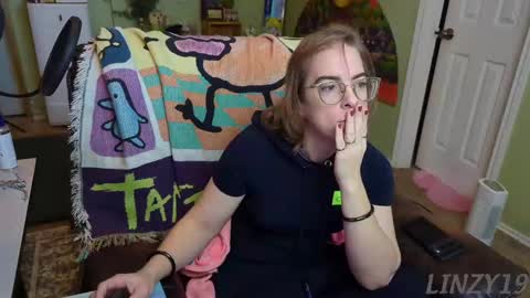 Linzy19 online show from February 16, 2025, 6:43 pm