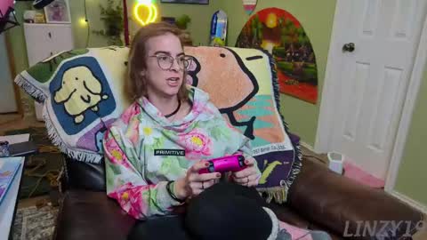 Linzy19 online show from February 19, 2025, 12:14 am