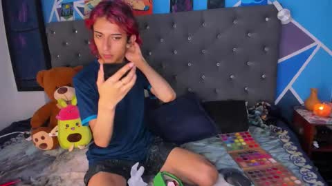 Lio online show from November 14, 2025, 10:40 pm