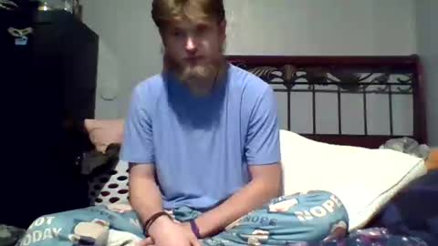 Snapshot of lion_and_bunny chatting on June 19, 2026, 2:49 am Kinky-Redneck online show from June 19, 2026, 2:49 am