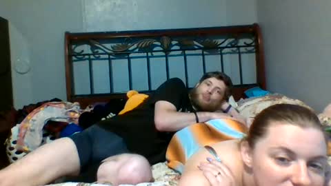 Snapshot of lion_and_bunny chatting on June 23, 2026, 12:52 am Kinky-Redneck online show from June 23, 2026, 12:52 am