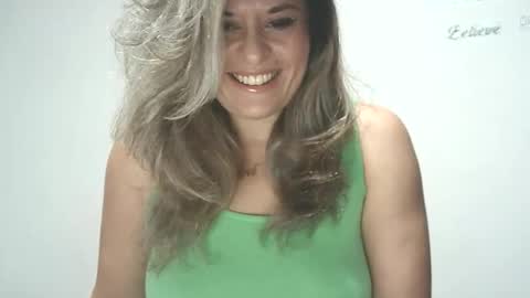 lionessmom online show from October 22, 2025, 1:17 am