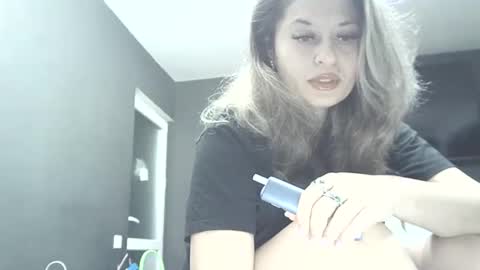 Snapshot of lionessmom chatting on February 17, 2026, 3:14 am lionessmom online show from February 17, 2026, 3:14 am