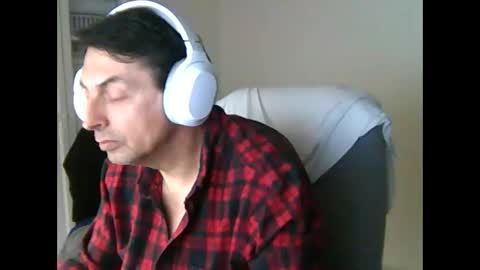 liongr69 online show from February 5, 2025, 8:00 am