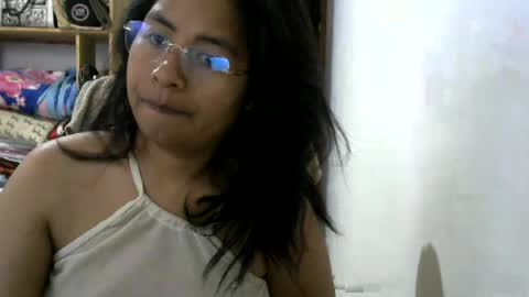 Snapshot of liora_selenex chatting on June 21, 2026, 6:27 am Liora selenex online show from June 21, 2026, 6:27 am