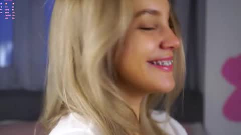 Amelia online show from January 11, 2026, 1:54 am