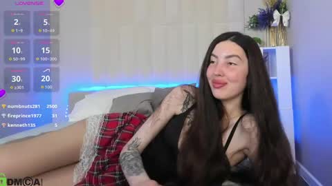 Lira revery online show from April 17, 2026, 11:08 pm