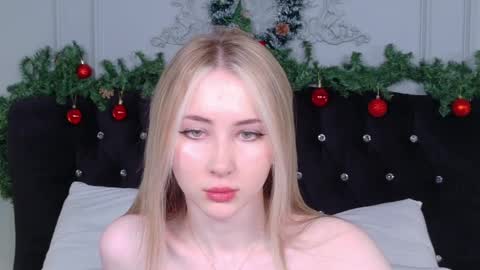 lirakink online show from December 22, 2025, 3:47 am