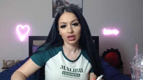 Snapshot of lisa104739 chatting on January 14, 2025, 1:04 am Lisa online show from January 14, 2025, 1:04 am