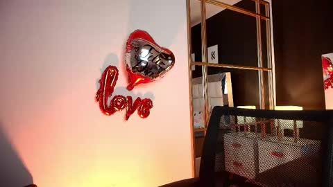 Lisa online show from February 14, 2025, 9:43 pm