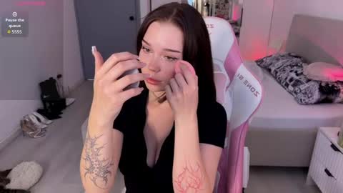 Snapshot of lisa_moons chatting on May 28, 2026, 3:53 pm lisa_moons online show from May 28, 2026, 3:53 pm