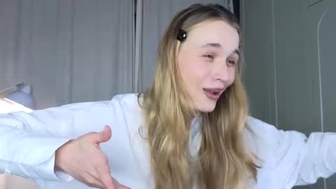 Elisabeth or Lisa online show from March 5, 2026, 8:38 pm