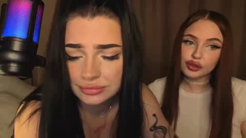 Lisa and Den online show from October 25, 2025, 1:07 pm