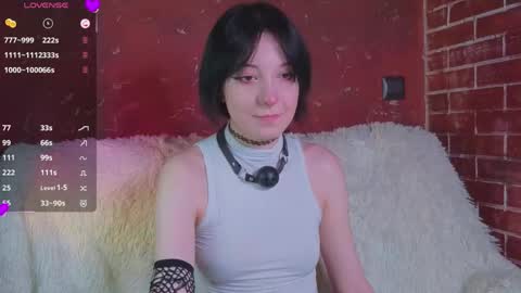 Snapshot of lisabunnyyy chatting on May 11, 2026, 11:46 pm Lisa online show from May 11, 2026, 11:46 pm