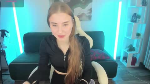 Lisa online show from February 14, 2026, 3:36 am