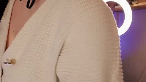 LisaVamp online show from November 11, 2025, 11:05 pm