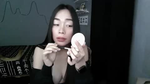 Snapshot of lisawagner07 chatting on February 24, 2026, 5:44 pm Xinli Su online show from February 24, 2026, 5:44 pm