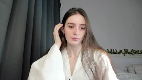 Lisa online show from January 4, 2025, 8:48 pm