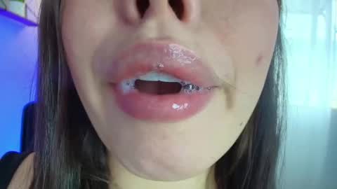 Lisbet online show from March 6, 2025, 7:21 pm