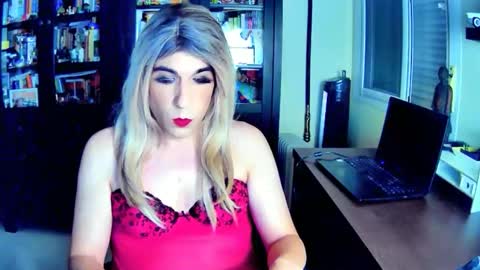 Snapshot of lisbeth_69 chatting on May 23, 2026, 1:59 pm lisbeth_69 online show from May 23, 2026, 1:59 pm