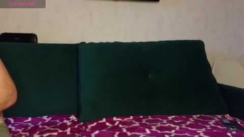 Kris Maks online show from March 9, 2025, 4:27 am