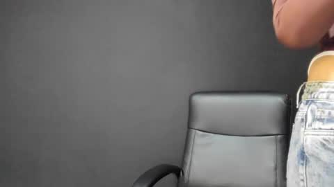 Andrea and Charlotte online show from February 16, 2026, 3:46 am