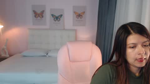 Snapshot of liss_black chatting on January 6, 2025, 12:24 pm Andrea online show from January 6, 2025, 12:24 pm