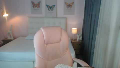 Snapshot of liss_black chatting on January 7, 2025, 12:41 pm Andrea online show from January 7, 2025, 12:41 pm