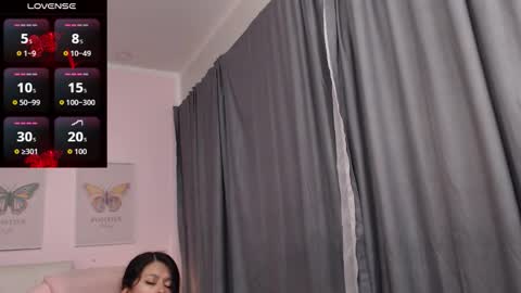 Snapshot of liss_black chatting on September 17, 2025, 2:35 am Andrea online show from September 17, 2025, 2:35 am