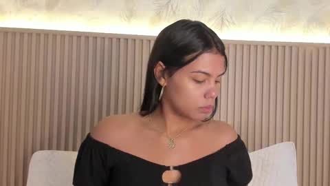 Liss online show from October 5, 2025, 1:09 pm