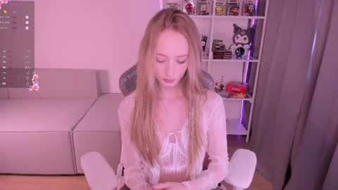 lissa online show from October 6, 2025, 1:52 pm