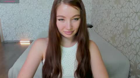 Snapshot of lissa_cristal_ chatting on July 20, 2026, 10:39 am lissa_cristal_ online show from July 20, 2026, 10:39 am