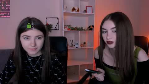 lissa_night online show from October 4, 2025, 11:08 am