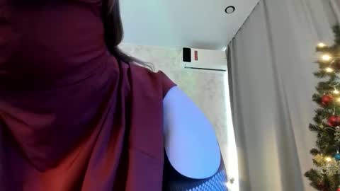 Lissa online show from December 23, 2025, 7:17 am