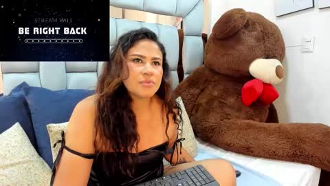 lissaharris online show from December 2, 2025, 1:44 am